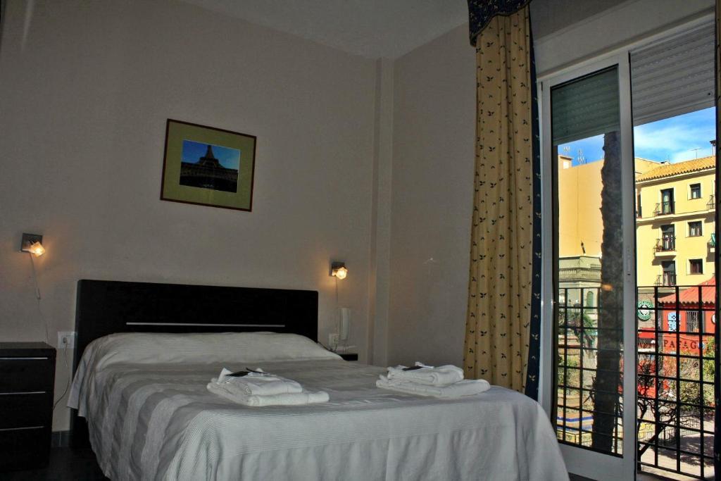 Hostal Carlos I La Línea de la Concepción Δωμάτιο φωτογραφία
