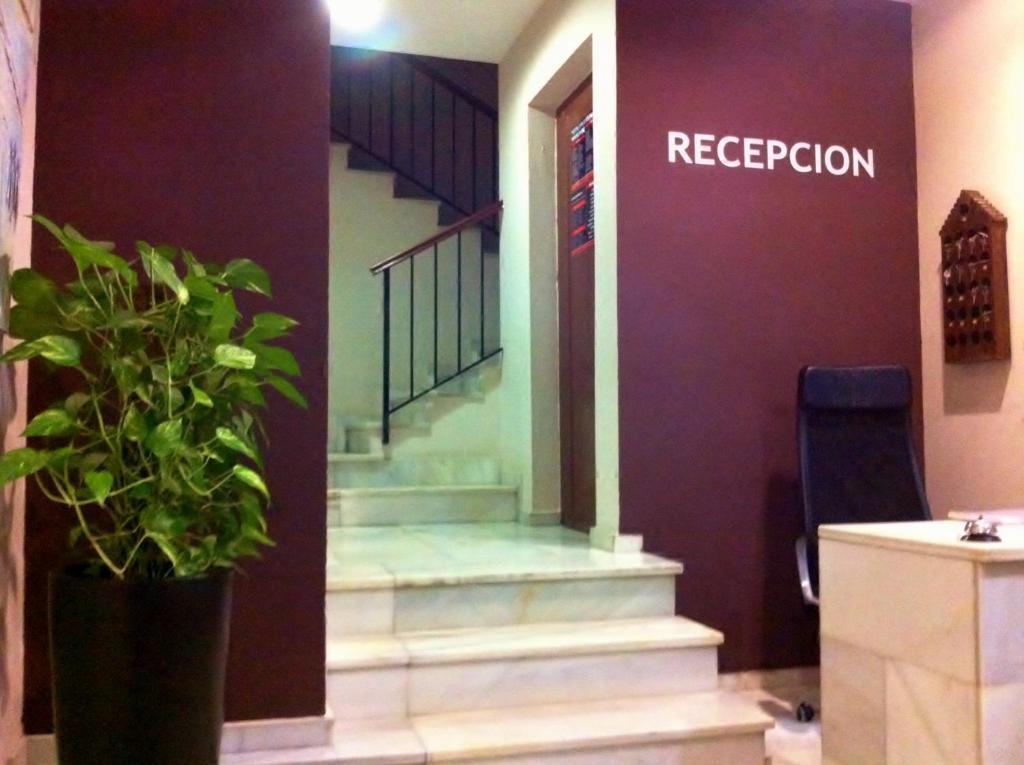 Hostal Carlos I La Línea de la Concepción Εξωτερικό φωτογραφία